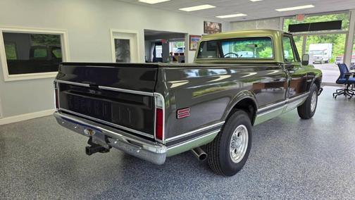 Green 1971 Chevrolet C20/K20 CUSTOM