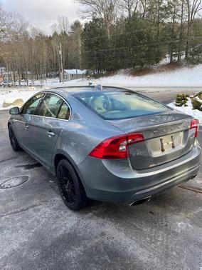 2017 Volvo S60 T5 Inscription Platinum