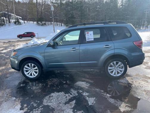 2011 Subaru Forester 2.5X Limited
