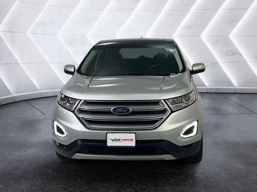 Silver 2018 Ford Edge Titanium