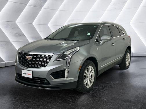 Gray 2023 Cadillac XT5 Luxury