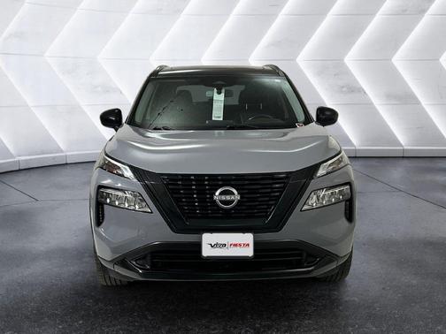 2 Tone Gray / Black Roof 2023 Nissan Rogue SV
