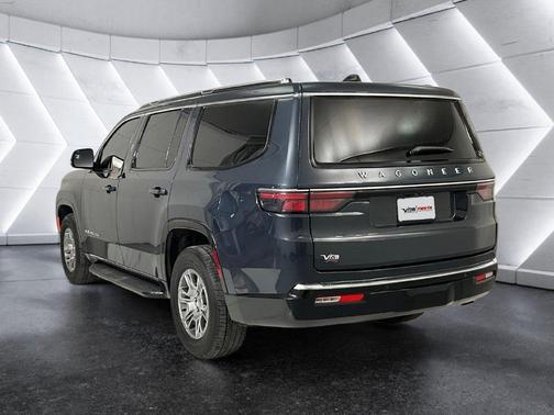 Gray 2024 Jeep Wagoneer Base