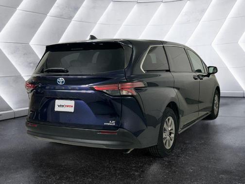 Blue 2022 Toyota Sienna LE
