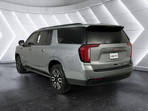 Silver 2024 GMC Yukon XL AT4