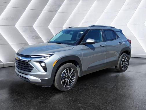 Gray 2025 Chevrolet Trailblazer LT