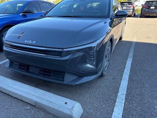 Gray 2025 Kia K4 LX