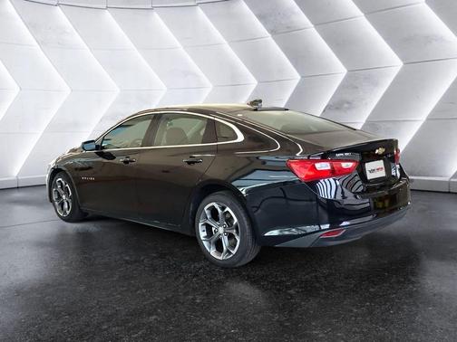 Black 2024 Chevrolet Malibu LT