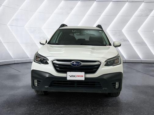 Crystal White Pearl 2022 Subaru Outback Premium