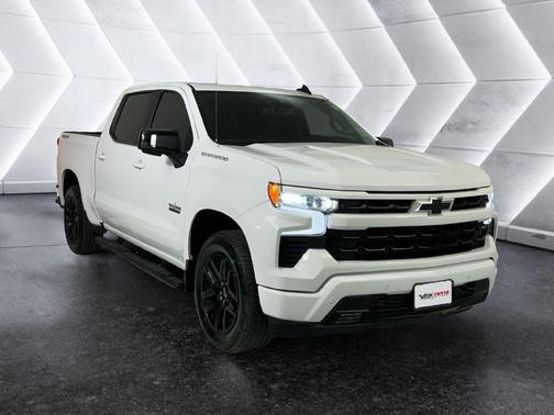 White 2025 Chevrolet Silverado 1500 RST