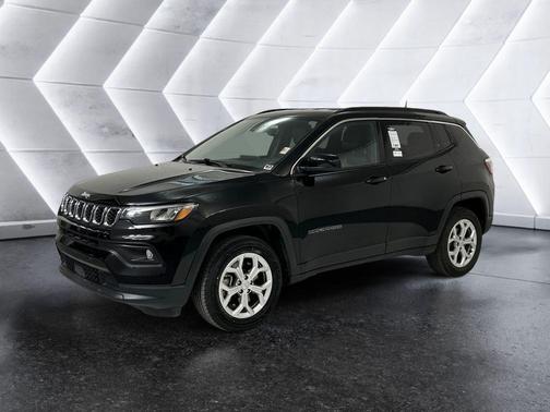 Black 2024 Jeep Compass Latitude