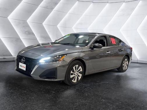 2025 Nissan Altima S