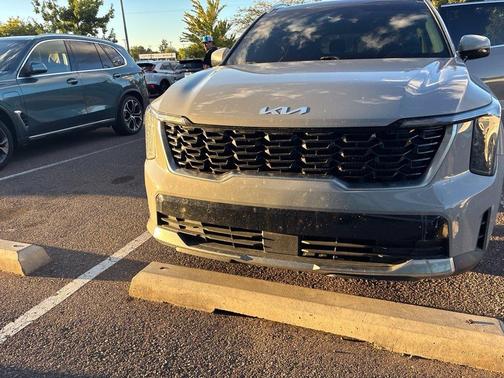 Gray 2025 Kia Sorento EX