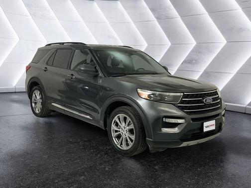 Gray 2020 Ford Explorer XLT
