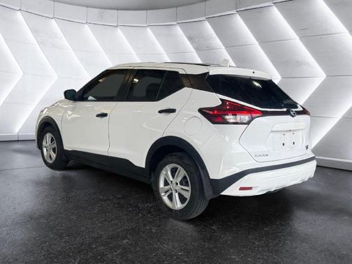 Fresh Powder 2025 Nissan Kicks Play S