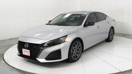 2024 Nissan Altima 2.0 SR