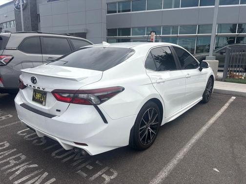 White 2023 Toyota Camry SE