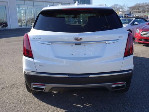 2023 Cadillac XT5 AWD Premium Luxury