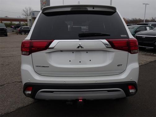 2020 Mitsubishi Outlander GT