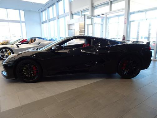 2023 Chevrolet Corvette 2LT