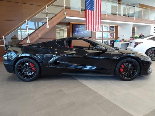 2023 Chevrolet Corvette 2LT