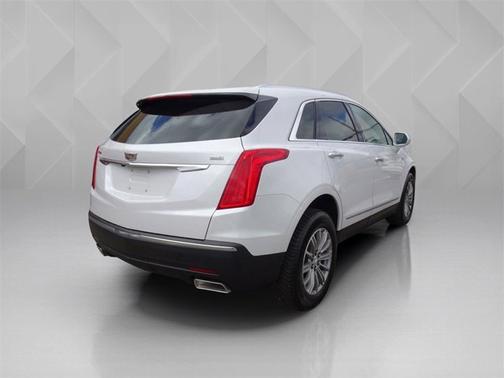 2017 Cadillac XT5 Luxury FWD