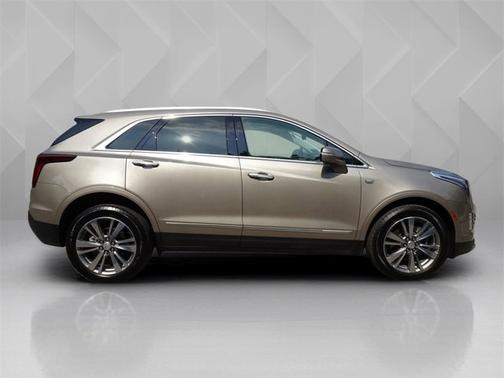 2022 Cadillac XT5 AWD Premium Luxury