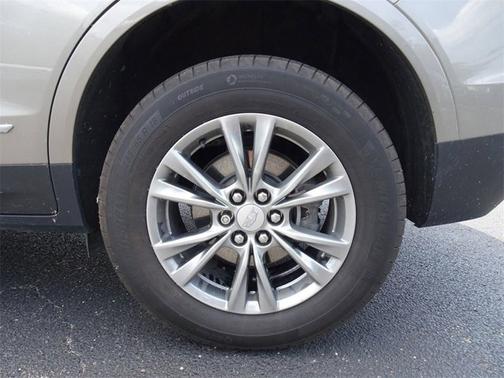 2022 Cadillac XT5 FWD Premium Luxury