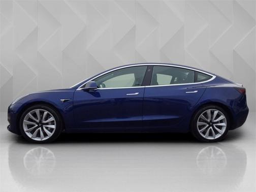 2020 Tesla Model 3 Standard Range