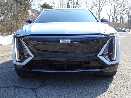 2024 Cadillac LYRIQ Sport