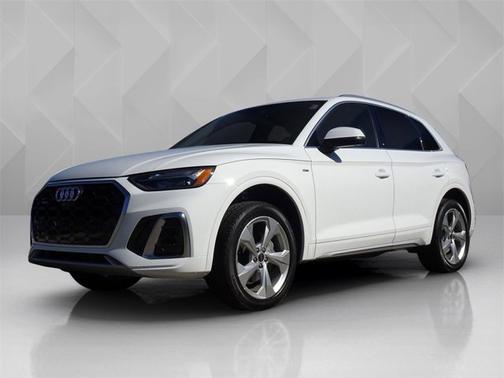 2024 Audi Q5 S line Premium Plus