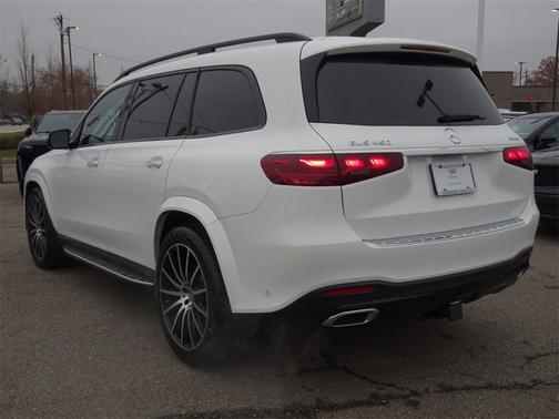 2024 Mercedes-Benz GLS 450 Base