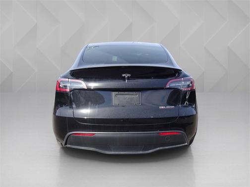 2024 Tesla Model Y Performance