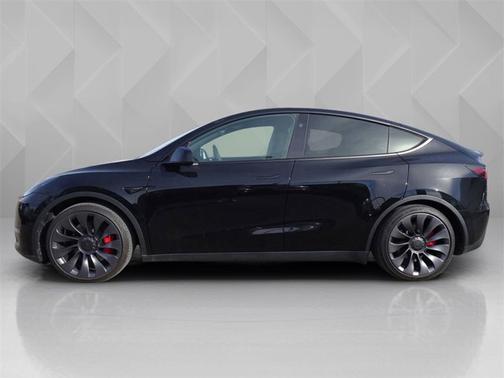 2024 Tesla Model Y Performance