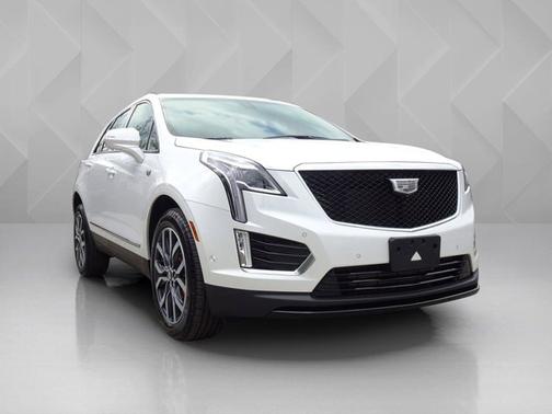 Crystal White Tricoat 2023 Cadillac XT5 AWD Sport