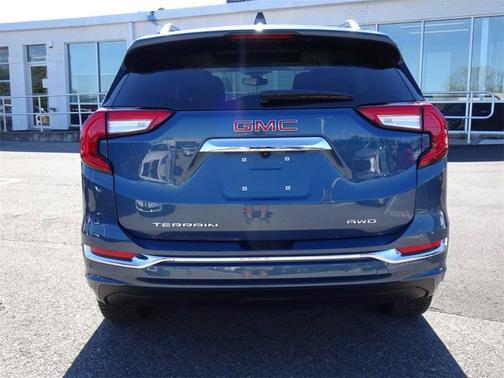 2024 GMC Terrain Denali