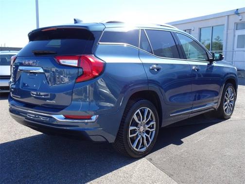 2024 GMC Terrain Denali