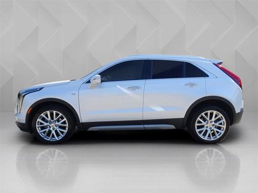 2022 Cadillac XT4 AWD Premium Luxury