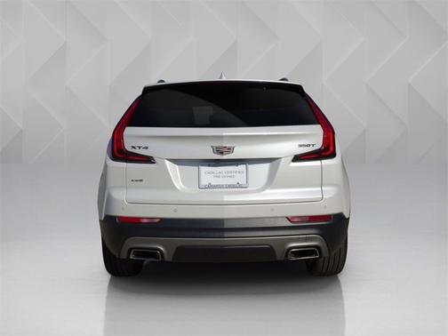 2022 Cadillac XT4 AWD Premium Luxury