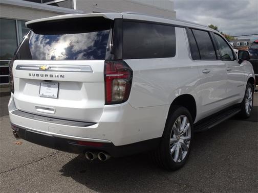 2024 Chevrolet Suburban High Country