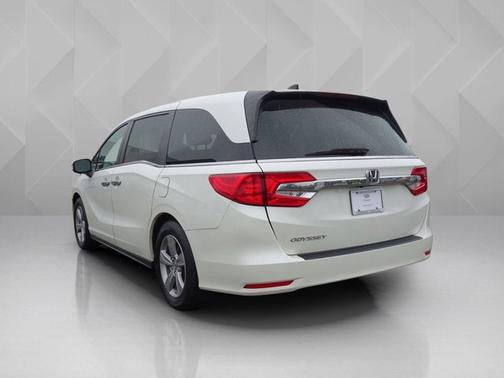 White 2019 Honda Odyssey EX-L