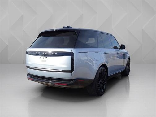2024 Land Rover Range Rover SE