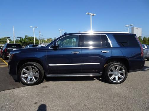 2019 Cadillac Escalade Luxury