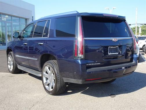 2019 Cadillac Escalade Luxury