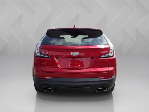 2022 Cadillac XT4 AWD Sport