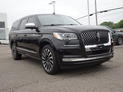 Black Metallic 2023 Lincoln Navigator L Black Label