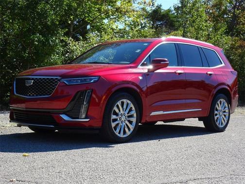 2022 Cadillac XT6 Premium Luxury