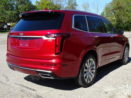 2022 Cadillac XT6 Premium Luxury