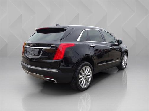 2017 Cadillac XT5 Platinum AWD