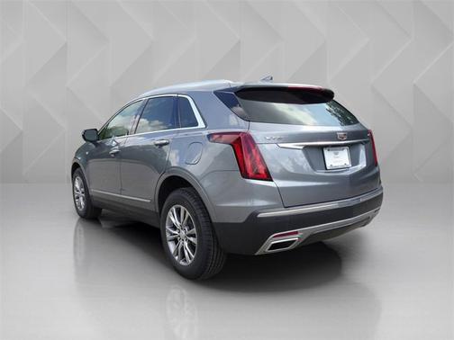 2022 Cadillac XT5 FWD Premium Luxury